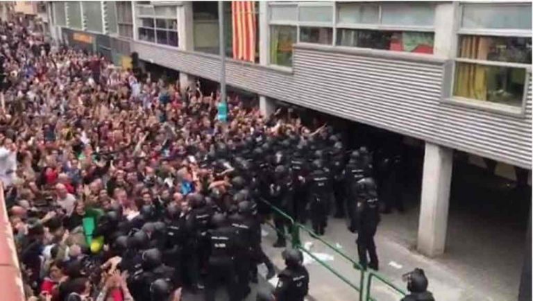 Operación Copérnico contra 1-O| El juez deja a un paso de juicio a 45 héroes de España por «torturas y contra integridad moral o lesiones»