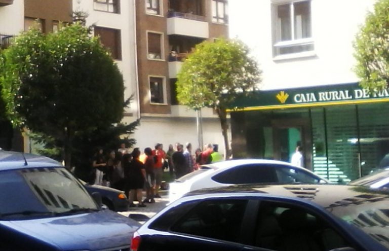 Vandalismo antiespañol en Pamplona el 12-O: «Fuera españoles de mierda y ya volverá ETA»