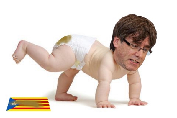 PARLAMENTO DE CATALUÑA (ESPAÑA), 10.10.2017. En la imagen, el bebé Puigdemont se hace diarrea y urina en sus pañales y en la bandera separatista en Cataluña. lasvocesdelpueblo