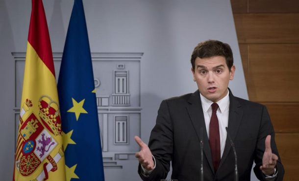 PRESIDENCIA DE GOBIERNO DE ESPAÑA (LA MONCLOA) MADRID, 2.10.2017. El presidente de Ciudadanos, Albert Rivera, durante la rueda de prensa ofrecida tras la reunión mantenida. efe