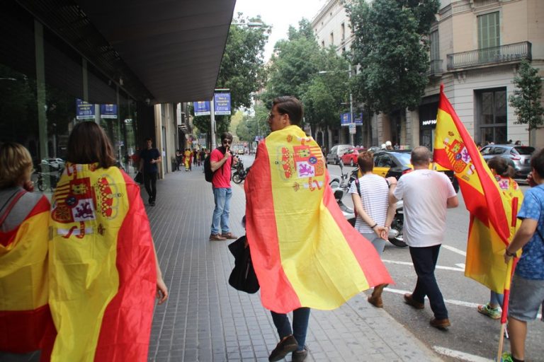 Convocan hoy en Pl. Francesc Macià (Barcelona) a las 18H para «decir basta Puigdemont»