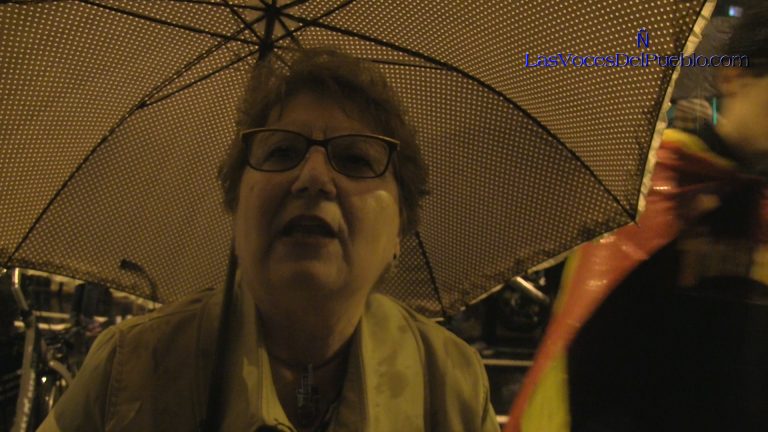 Profesora catalana denuncia la «utilización de niños como escudos humanos» separatistas en Cataluña