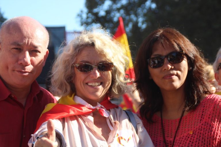 Susana: «Llevábamos años sin poder salir a la calle» en Cataluña