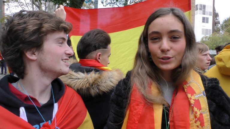 Ana: «Estamos hartos» del separatismo, «hemos estados mucho tiempo callados y ya se acabó»