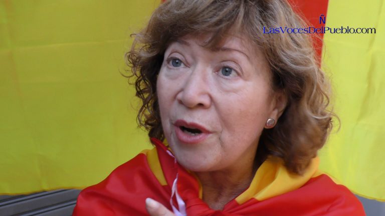 Isabel: «Estábamos escondidos con miedo por el independentismo»
