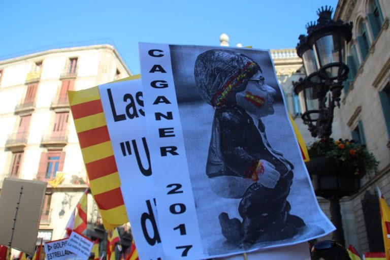 Más de 50 mil catalanes muestran su «orgullo de pertenecer a la mejor Patria: España»