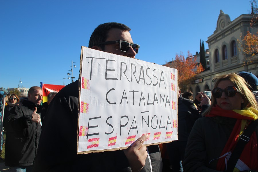 CATALUÑA) ESPAÑA, 3.12.2017. Los catalanes hacen historia en las calles del centro de Terrasa. Lasvocesdelpueblo (3)