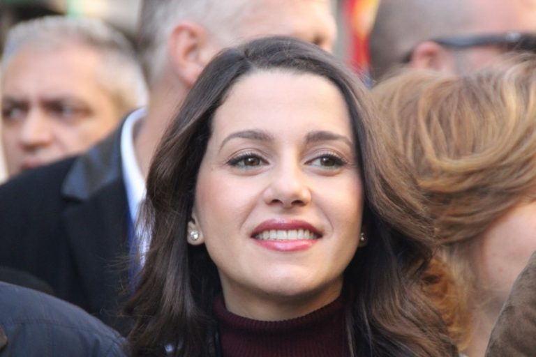 PP Cataluña al grupo mixto, Ciudadanos «no estafará» a los catalanes «como» el PP