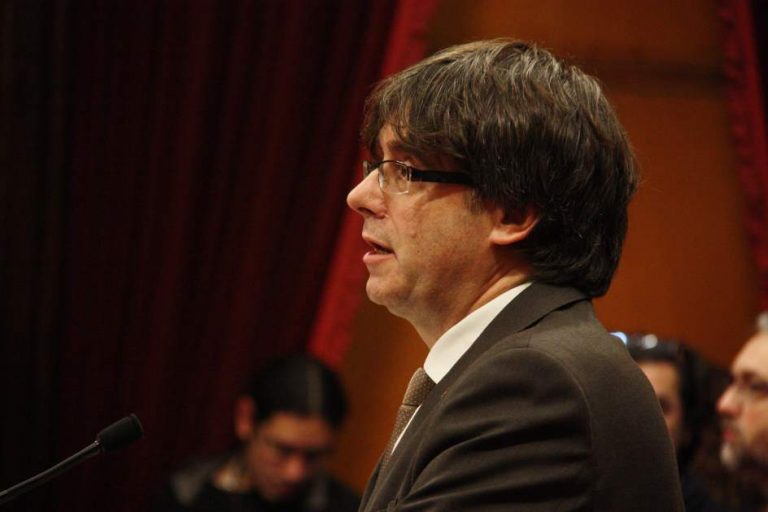 Puigdemont vuelve a España «en próximas horas» y exige alfombra roja judicial