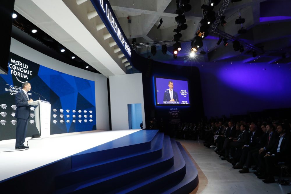 DAVOS (SUIZA), 24.1.2018. Su Majestad el Rey durante su intervención en el Foro Económico Mundial. lasvocesdelpueblo.