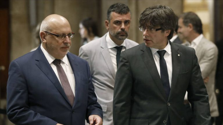 Ex consejero de Puigdemont denuncia la «irresponsabilidad» del separatismo