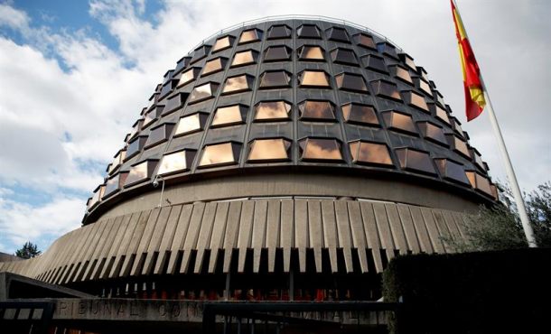 MADRID (ESPAÑA), 27.1.2018. Imagen de la sede del Tribunal Constitucional (TC),hoy durante el debate de los magistrado.. Efe.