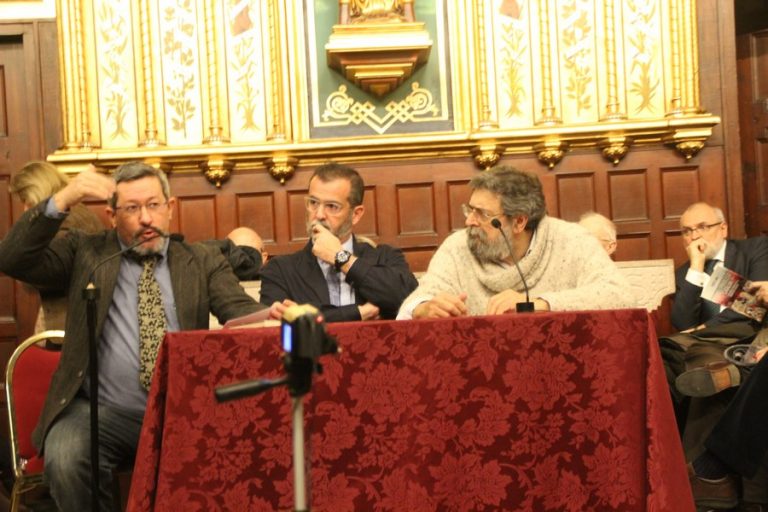 República Catalana, supremacismo y victimismo