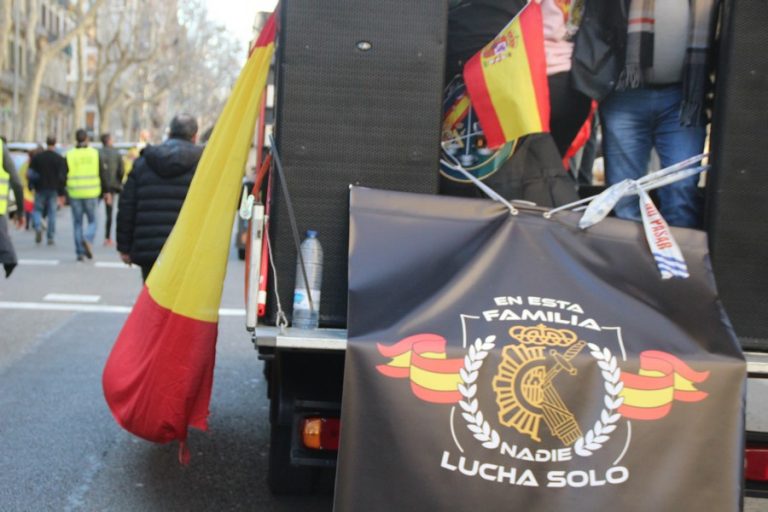 Otra oferta rara del PP a los héroes de España para la equiparación salarial con Mozos