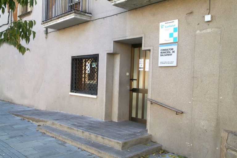 ERC expulsa a una familia española del Hospital en Balsareny y Navás (Cataluña)