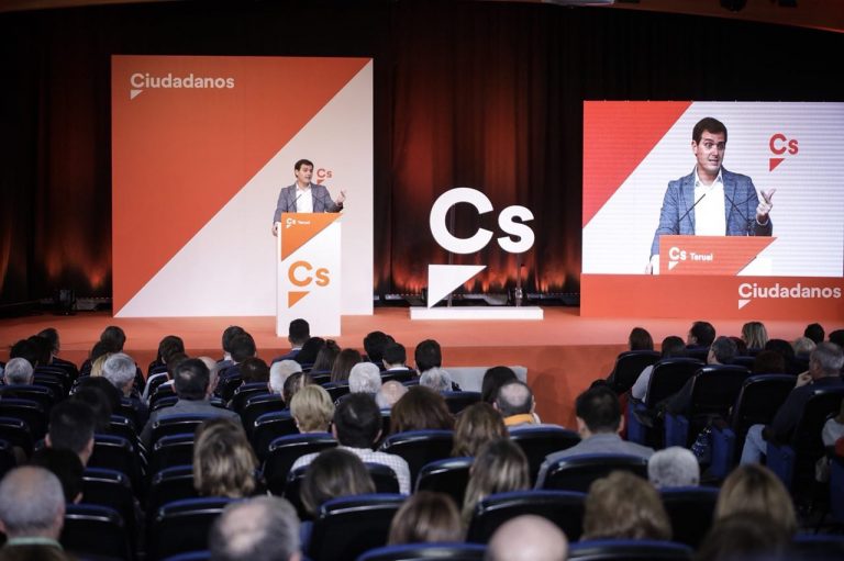 Rivera: «Nunca pediremos perdón por ser españoles»