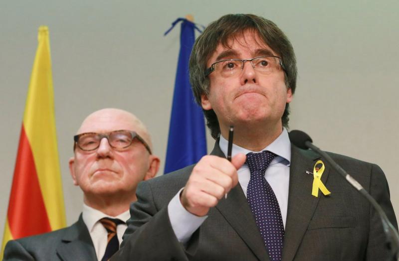 BRUSELAS (BÉGICA), 6.12.2017. El golpista expresidente catalán, Carles Puigdemont, durante un acto de precampaña del golpismo amarillos en Cataluña. Archivo Efe