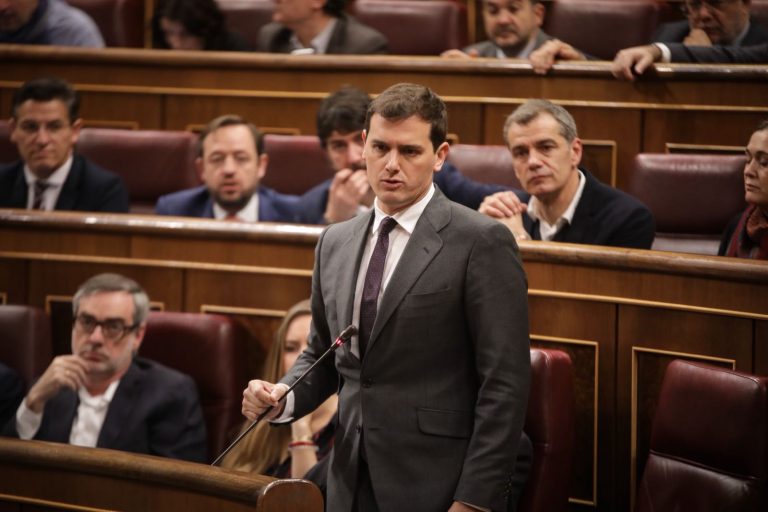 Rivera al Gobierno: «Los separatistas se gastan el dinero de los españoles»