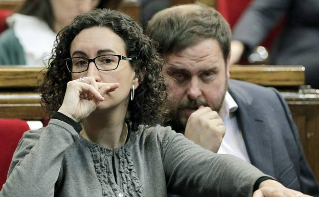 PARLAMENTO DE CATALAUÑA (BARCELONA) ESPAÑA. Los fanáticos extremistas hispanófobos máximos dirigentes de la principal formación xenófoba en Cataluña (ERC). Efe