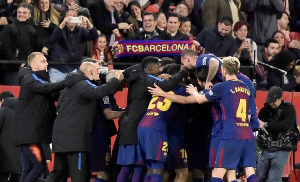 SEVILLA (ESPAÑA), 31.03.2018. Los jugadores del FC Barcelona celebran el gol marcado por Leo Messi, el segundo del equipo ante el Sevilla. efe