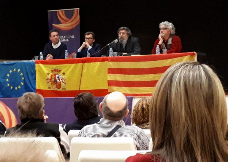 Un profesor destroza al separatismo en Tarragona: «El Catalanismo es una ideología caníbal»