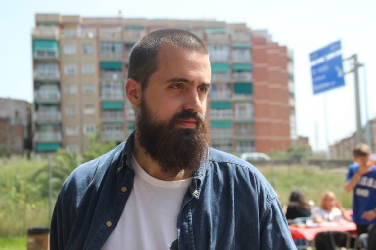 Vives llama a la lucha contra «poderosos» independentistas y medios racistas en Cataluña