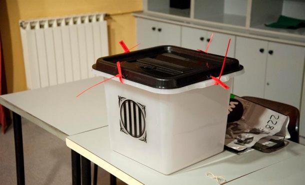 CATALUÑA (ESPAÑA), Octubre de 2017. Urnas y papeletas para la votación ilegal golpista del uno de octubre de 2017 en Cataluña. Efe