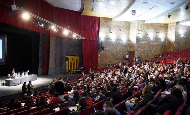 CERVERA (ESPAÑA), 13.05.2018. El consejo político de la CUP, durante su reunión en Cervera (Lleida), para decidir si facilita la investidura del candidato de JxCat, Quim Torra. Efe