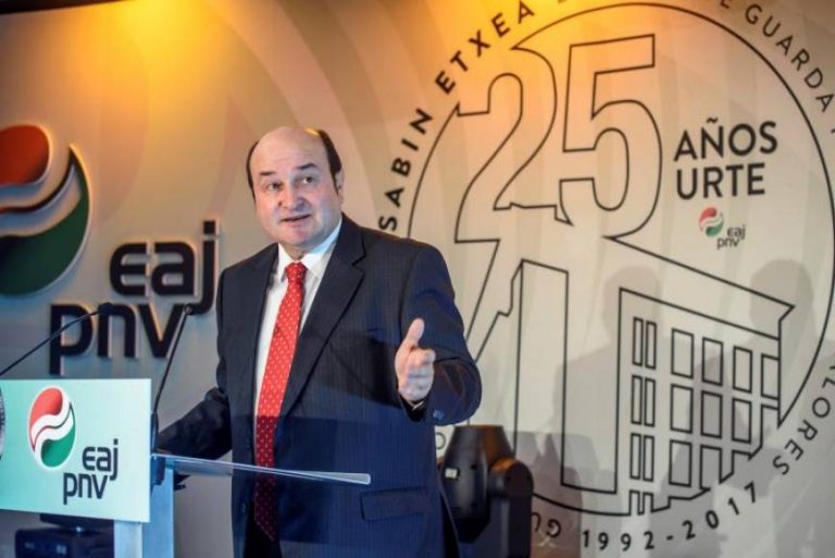 El supremacismo vasco, clave para la censura a Rajoy