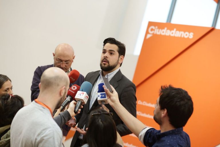 Cs pide luchar contra Torra por racista: «los españoles son bestias con problema genético»