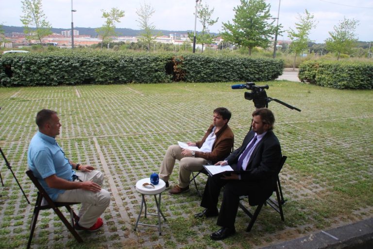 Mozos por la Constitución: Criticamos el «dispositivo del 1-O» ante «mandos superiores»