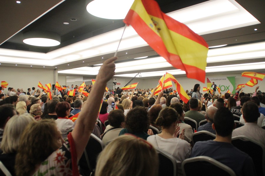 Barcelona (España), 03.06.2018. HOTEL BARCELÓ SANTS (BARCELONA), 03.06.2018. Vista de general del acto multitudinario de VOX en Barcelona. Lasvocesdelpueblo (206)