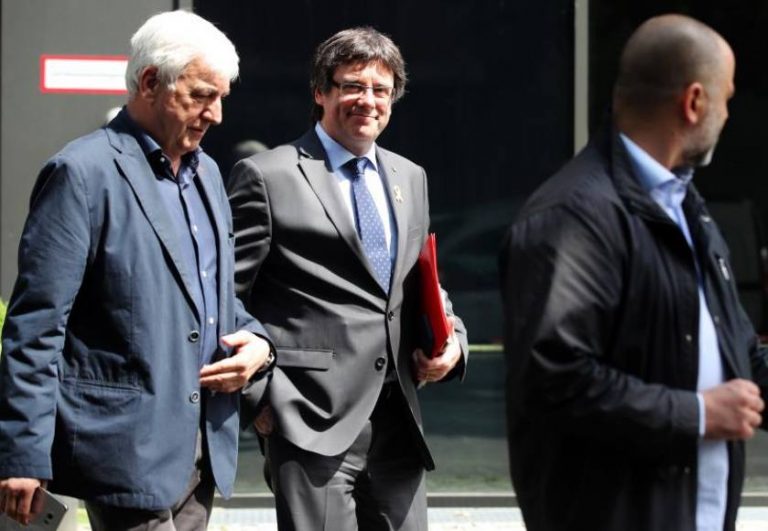 Al banquillo, los acompañantes de Puigdemont cuando fue detenido en Alemania