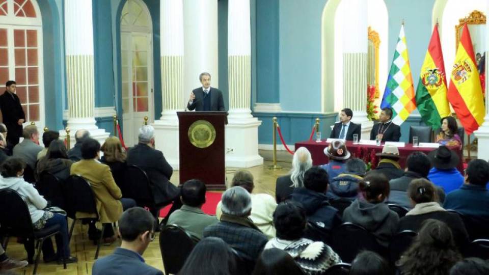 LA PAZ (BOLIVIA), 24.06.2018. El expresidente del Gobierno español José Luis Rodríguez Zapatero habla hoy, sábado 23 de junio de 2018. Efe.