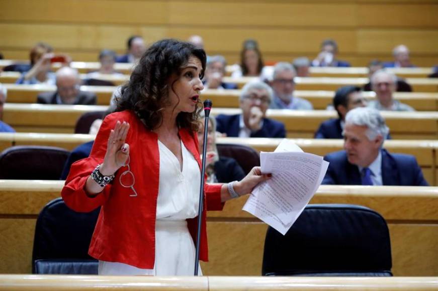 MADRID (ESPAÑA), 19.06.2018. La ministra de Hacienda, María Jesús Montero, durante su intervención en el pleno del Senado, en Madrid. Efe.
