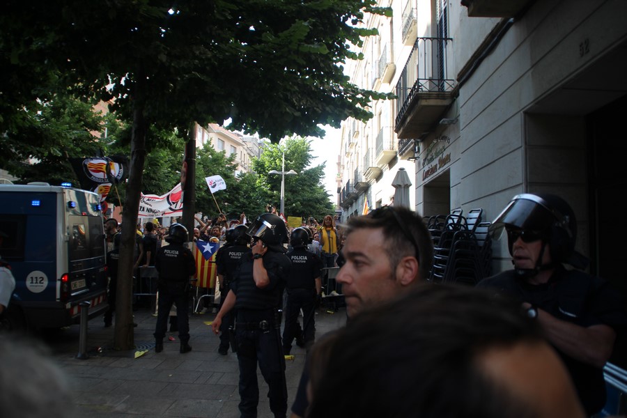 MATARÓ (BARCELONA) ESPAÑA, 02.06.2018. Vistas de miles y miles de pacíficos españoles esta tarde en Mataró (Barcelona). Lasvocesdelpueblo (81)
