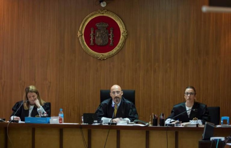 El Tribunal cita a Urdangarin para entregarle la orden de su ingreso en prisión