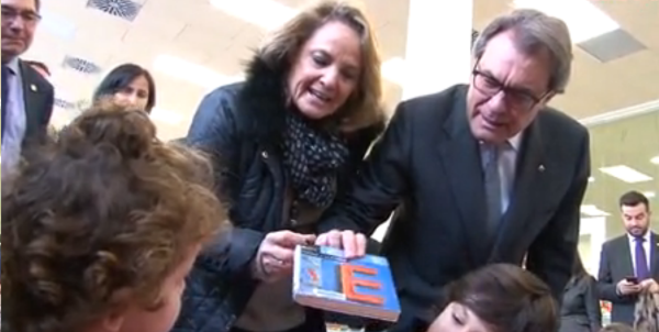 SAN CARLOS DE RÁPITA (MONTSIÁ) TARRAGONA (ESPAÑA), 19.01.2015. Vista primer plano del presidente independnetista de la Generalidad de Cataluña, Artur Mas Gavarró (d). Lasvocesdelpueblo