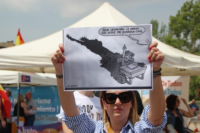 JUCIL y JUPOL agradecen a Interior su «interés por que hijos de las FFCCSSEE en Cataluña puedan estudiar en español»