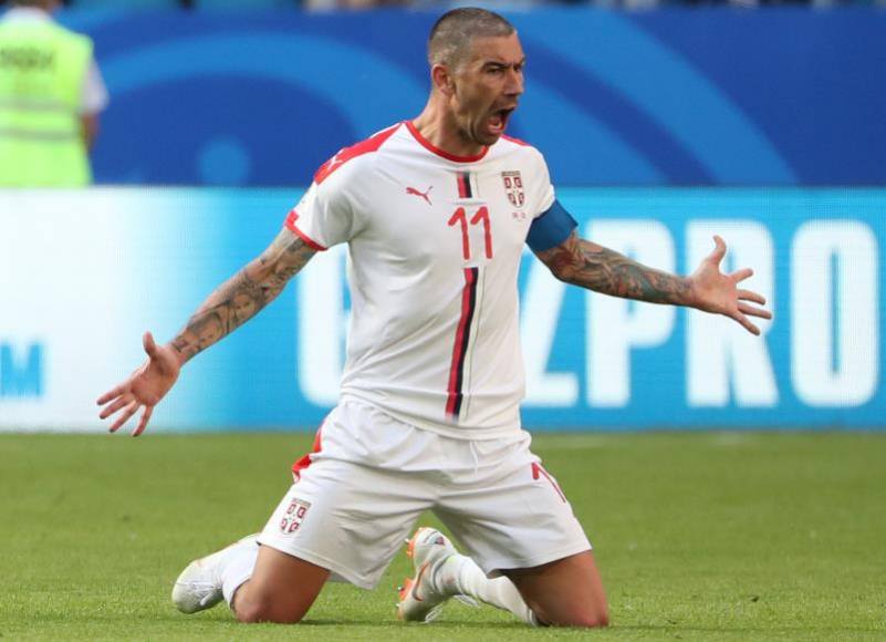 Samara (Rusia), 17.06.2018. Aleksandar Kolarov of Serbia celebrates after scoring the 1-0 lead during the FIFA World Cup 2018 group E.Efe.