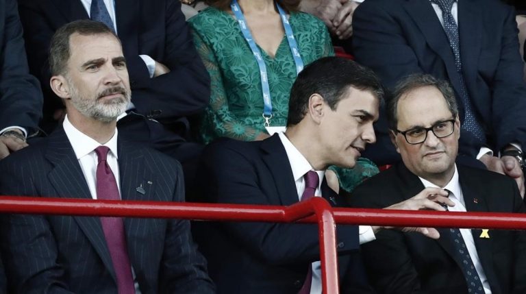 Sánchez: He dicho a Torra que iré «paso a paso» hasta la Nación catalana