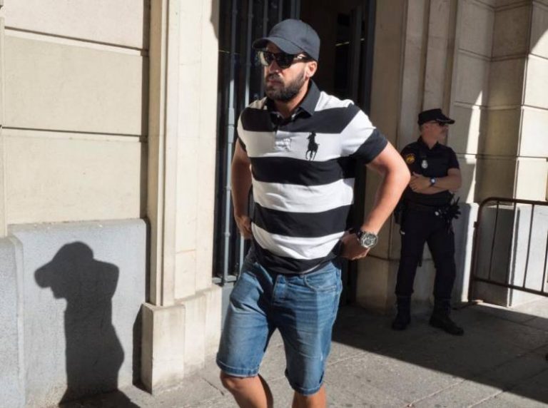 La víctima Antonio vuelve al trabajo después de sufrir la brutal injusticia de «La Manada»