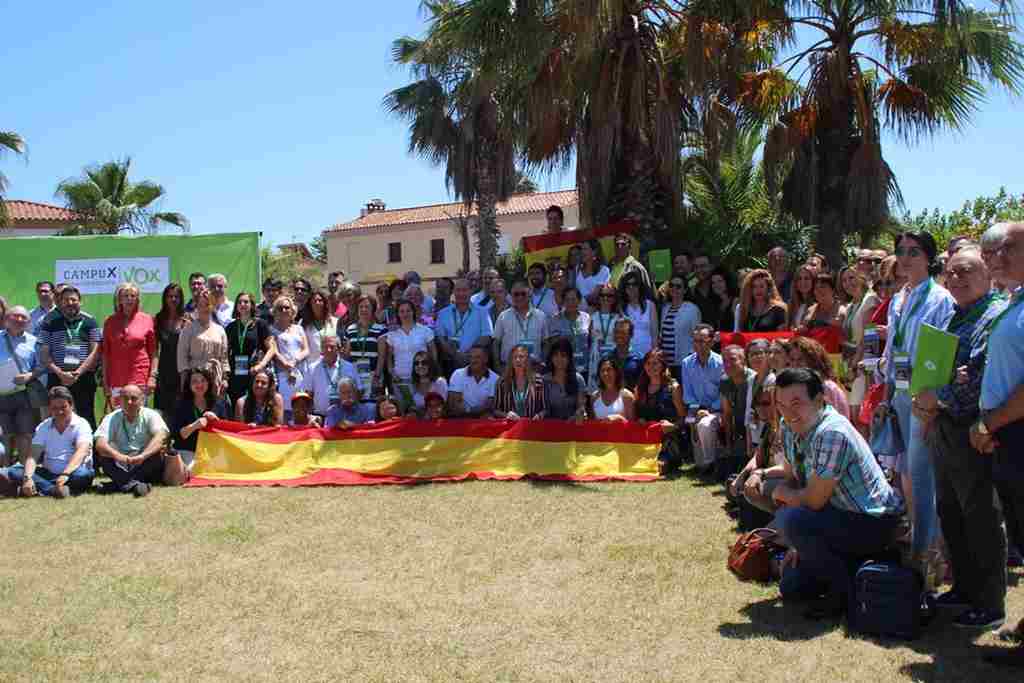 FOTOGRAFÍA. LA SELVA DEL CAMPO (TARRAGONA) ESPAÑA, 08.08.2018. VOX cebra su campus de verano 2018 en La Selva del Campo (Tarragona) Cataluña. Ñ Pueblo (3)