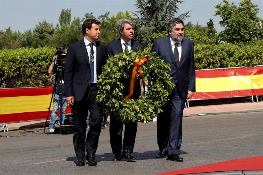 MADRID (ESPAÑA9, 08.07.2018. El presidente de la Comunidad de Madrid, Angel Garrido, José de la Uz, alcalde de las Rozas. Efe