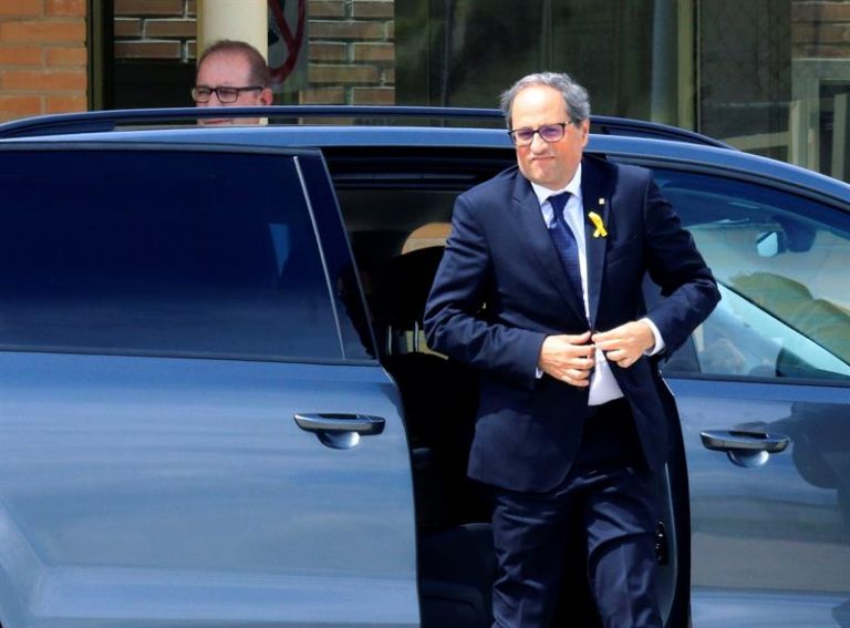 Torra se sube el sueldo y gana 81 % más que el presidente de Gobierno de España
