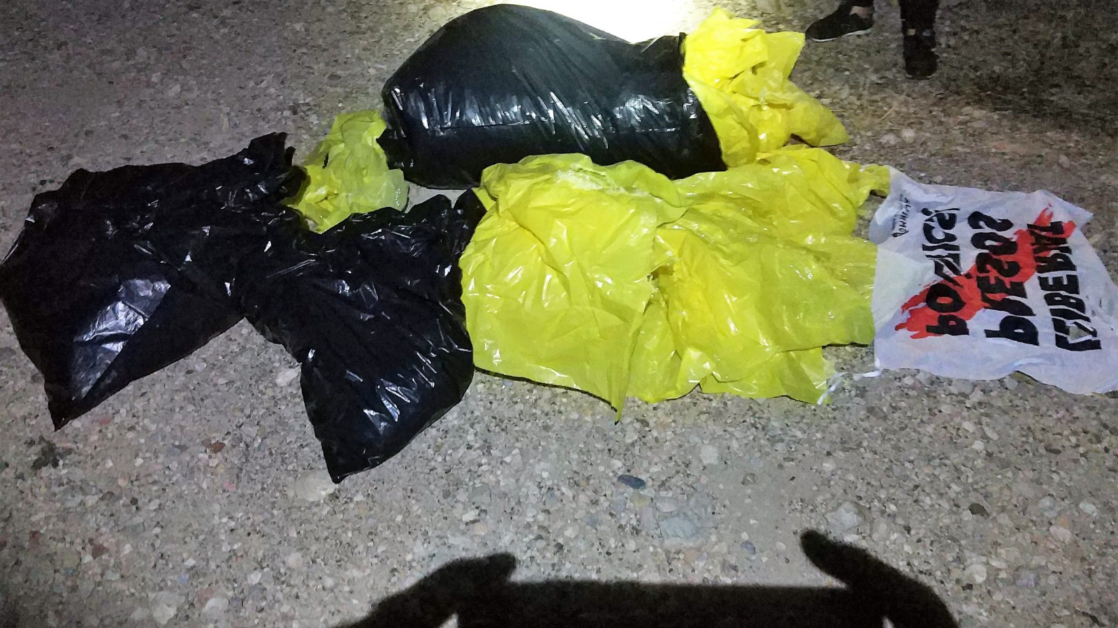 MORA LA NOVA (TARRAGONA9, 17.08.2018. Vista del material racista que los héroes naciones, activista de la plataforma 'Resistencia Alta Tabarnia'. Lasvocesdelpueblo