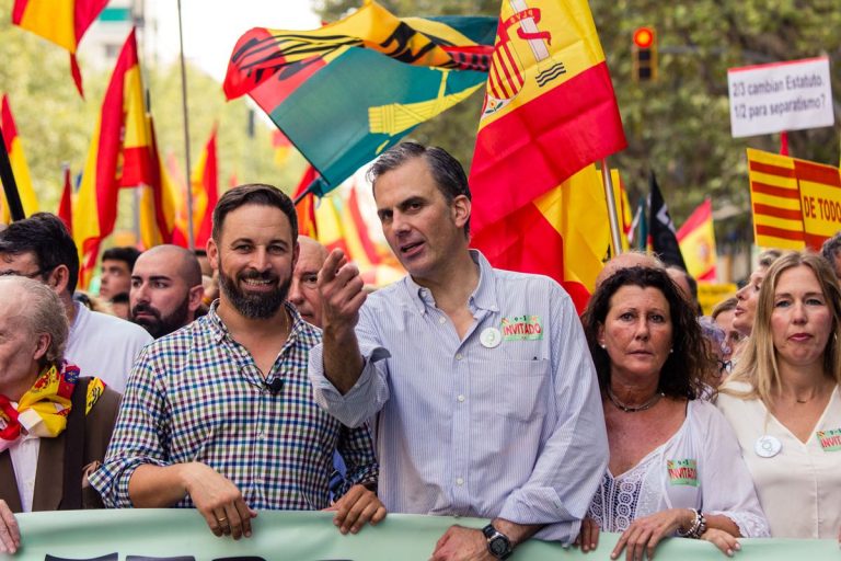 VOX pide «suspender la autonomía, ilegalizar partidos separatistas y disolver a los Mozos»