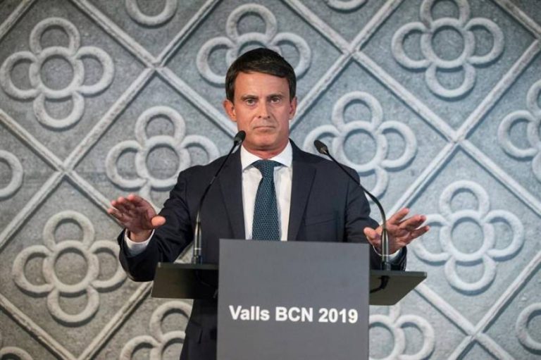 Valls rechaza la oferta de Ciudadanos y se presenta para «ser alcalde de Barcelona»