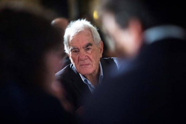 El independentismo advierte Sánchez de que «reabrirá y creará nuevas embajadas» de su república