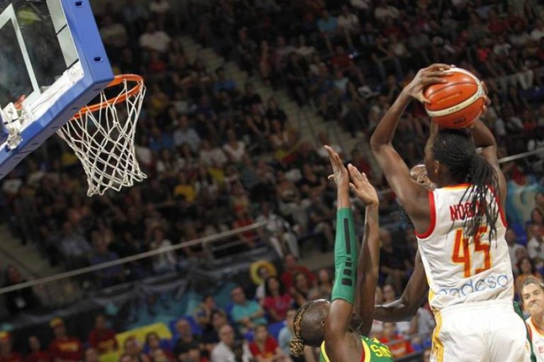 Las españolas llevan a España a los cuartos de final del Mundial de baloncesto